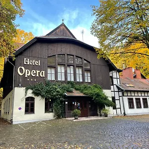 Opera Hotel